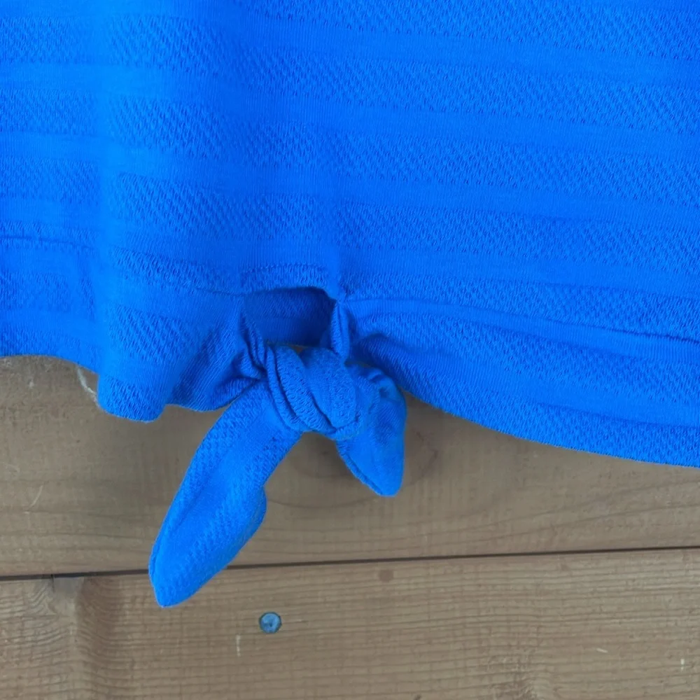 Croft & Barrow plus size XXL textured top with tie bottom. Gently used condition - Picture 3 of 10